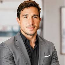 Dr. Marcos Dias